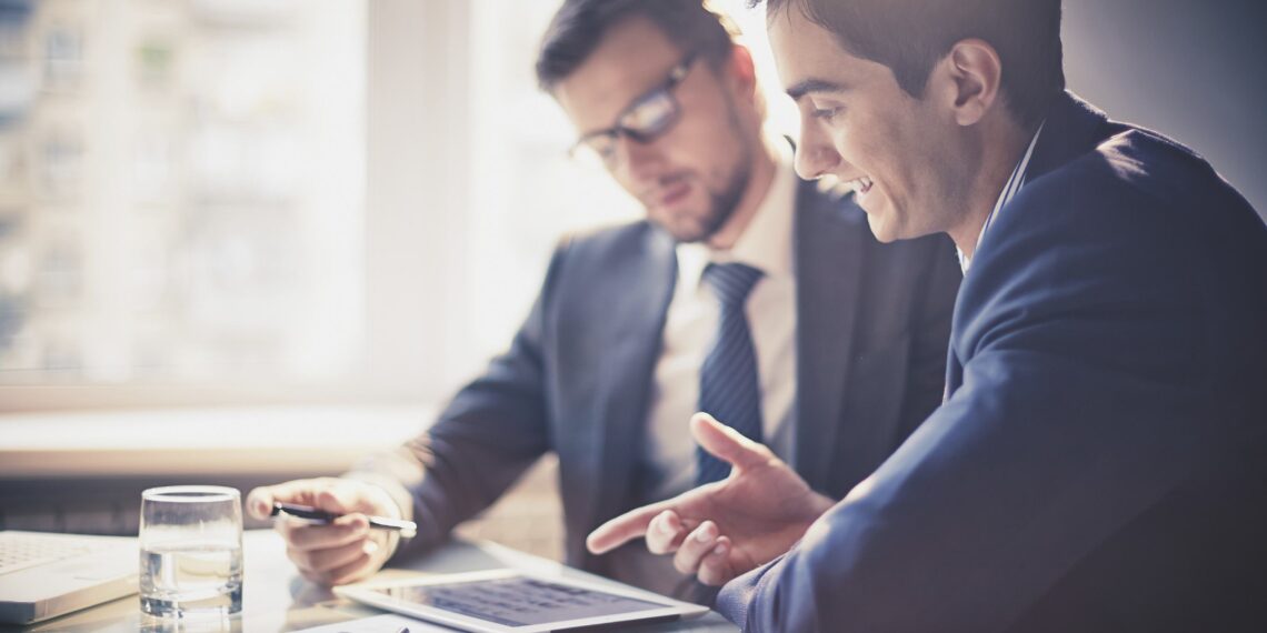 Kỹ năng bán hàng khi khách hàng chê bạn bán giá cao