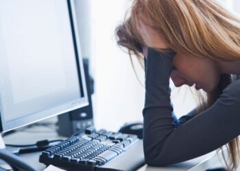 Khởi Nghiệp – Con Đường Không Trải Hoa Hồng