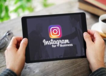 Simple-instagram-cong-cu-tang-follow-tu-dong