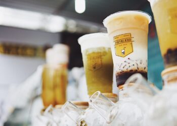 nhuong quyen kinh doanh tra sua