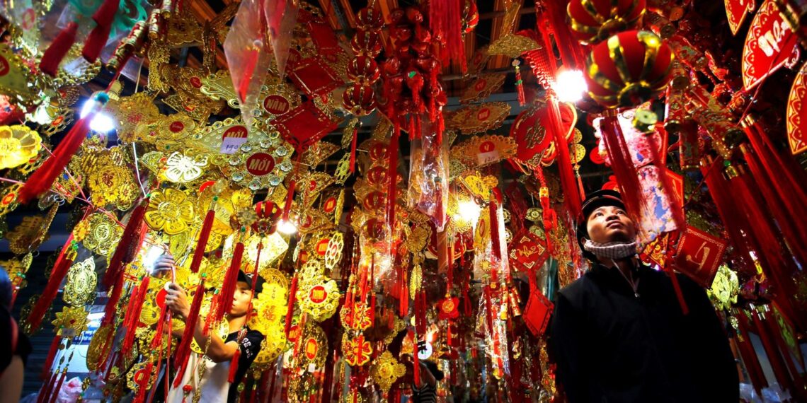 Top 11 mặt hàng bán chạy mùa Lễ Tết 2018