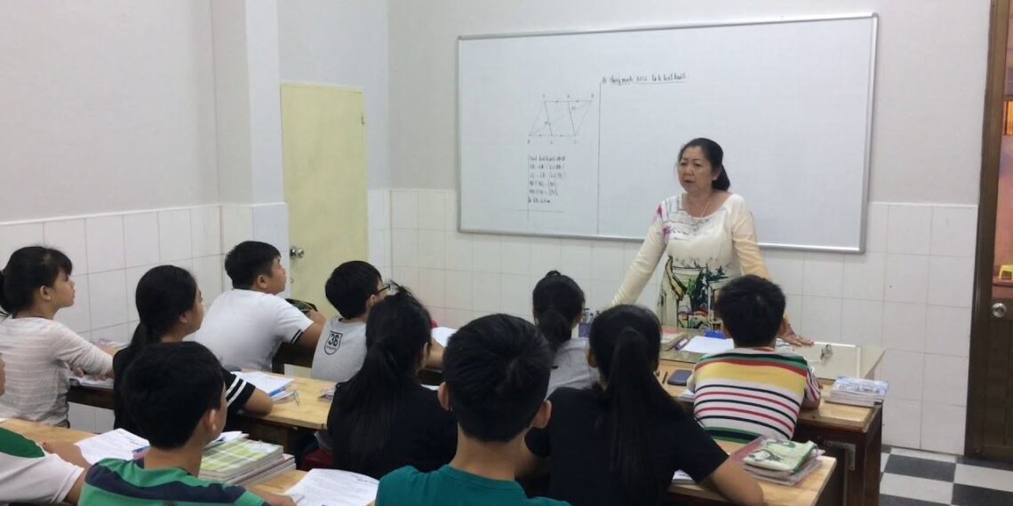 Làm giáo viên nên kinh doanh gì? Các ý tưởng kinh doanh tay trái phù hợp 5 Làm giáo viên nên kinh doanh gì? Các ý tưởng kinh doanh tay trái phù hợp