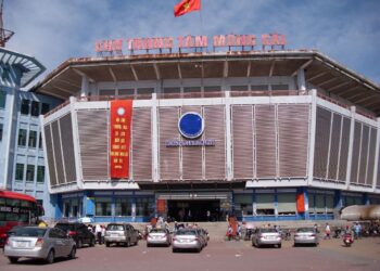 Nhập hàng sĩ từ chợ Móng Cái – Chia sẻ kinh nghiệm khi nhập nguồn hàng kinh doanh