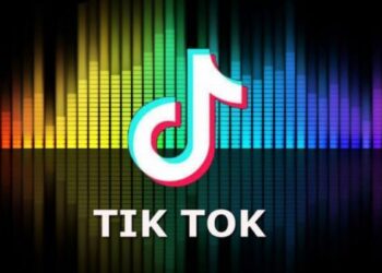 Tiktok thử nghiệm chạy tính năng quảng cáo video điều hướng ngay đến website 2019