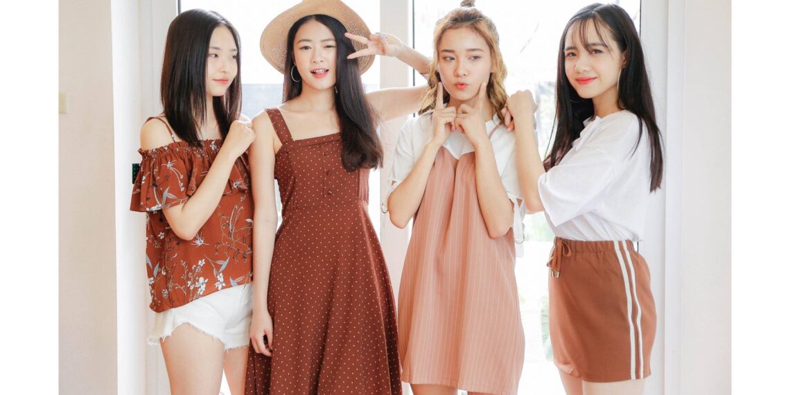 KẾ HOẠCH KINH DOANH SHOP PHỤ KIỆN THỜI TRANG 4 KẾ HOẠCH KINH DOANH SHOP PHỤ KIỆN THỜI TRANG