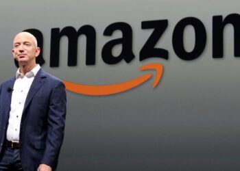 Giải nghĩa các thuật ngữ CEO, CMO, CFO, CPO,CHRO, CCO, COO