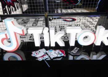 TikTok chiếm nửa ngày của người dùng Việt, cao điểm là 6h – 8h tối và các ngày cuối tuần