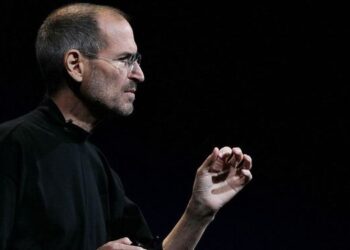 Chia sẻ 10 bài hát luyện não Steve Jobs thường nghe