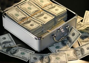 Làm Gì để Có Nhiều Tiền