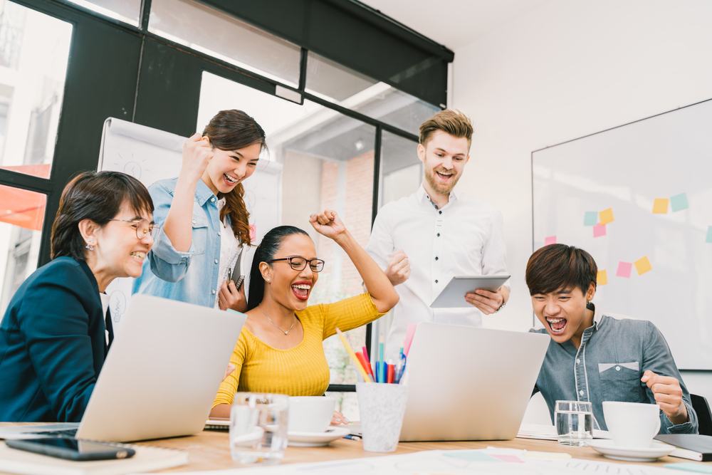 Đào Tạo - image shutterstock_609900428 on https://atpsoftware.vn