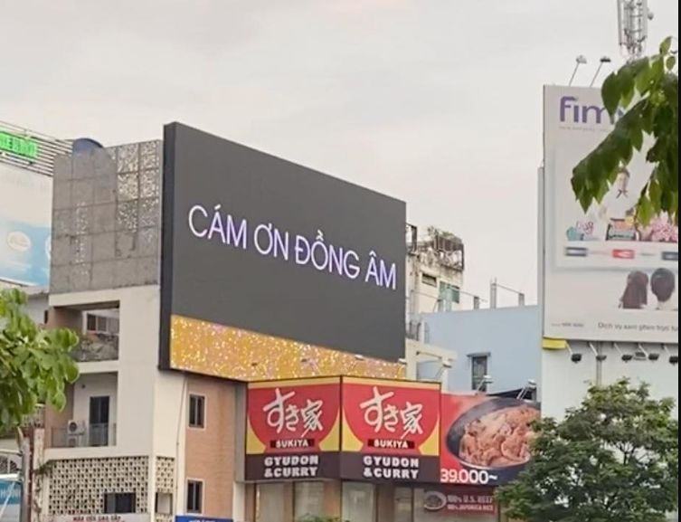 Den Vau Lam Marketing